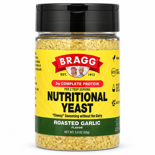 Bragg - Levadura Nutricional con Ajo 85g — fondo blanco