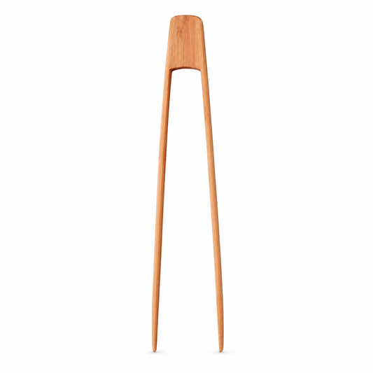 Pinza Bamboo sobre fondo blanco.